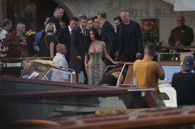 Zobacz, jak ubrali się goście na ślubie Bezosa! Panna młoda szokowała