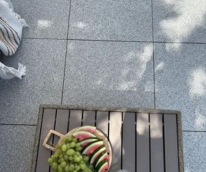 Taras z płyt granitowych