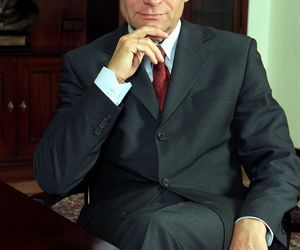 AI wybrała 5 najlepszych polityków w Polsce ostatnich 30 lat!