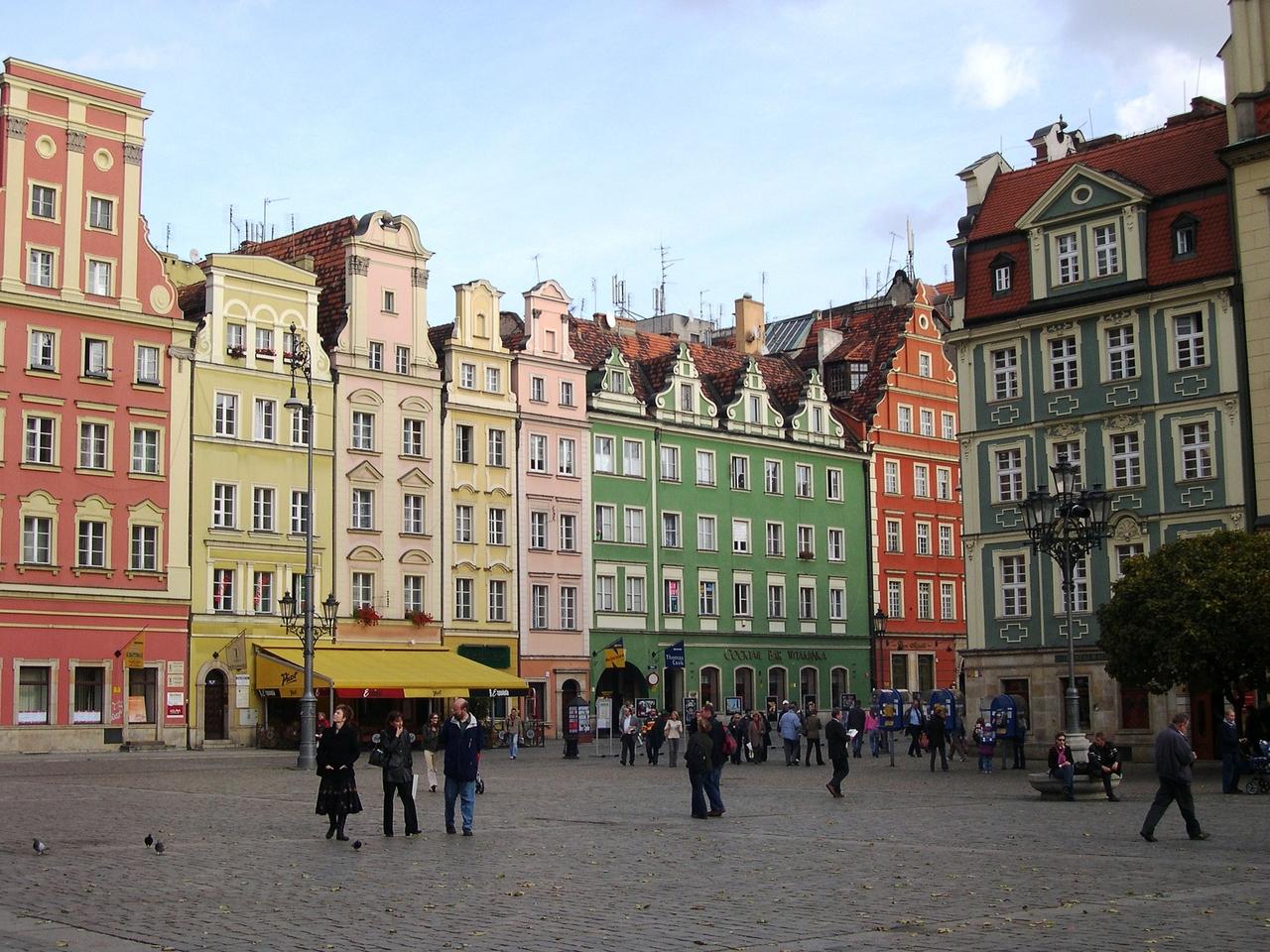 Wojewoda dolnośląski: uchodźcy z Ukrainy chcą zostać we Wrocławiu 