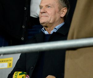 Donald Tusk przyleciał na mecz Litwa - Polska