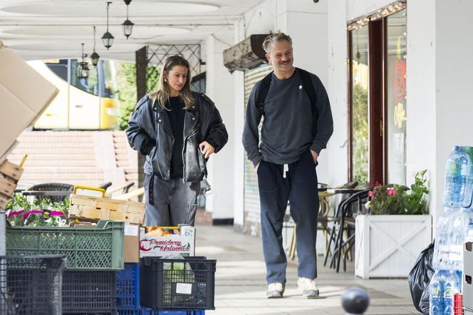 Grzegorz Damięcki i Magdalena Schejbal na spacerze