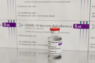 Powstanie szczepionka na wariant Omikron - trwają prace w AstraZeneca
