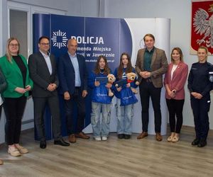  Amelia i Maja to prawdziwe bohaterki z Jaworzna. Nastolatki uratowały życie 78-latki