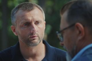 	M jak miłość odc. 1840. Bartek (Arkadiusz Smoleński), lekarz Doroty (Jarosław Witaszczyk)