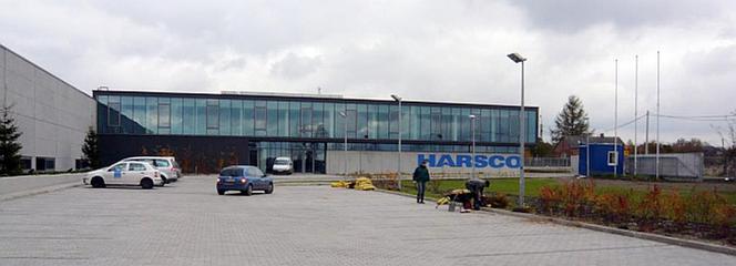Nowa siedziba Harsco Infrastructure Polska (dawniej Hünnebeck Polska)w Łubnej (Góra Kalwaria) została wykonana przez przedsiębiorstwo budowlane KARMAR SA
