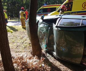 Wypadek samochodu osobowego w Legionowie