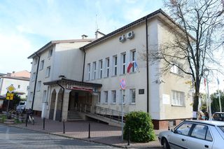 3. Stare Babice - mediana wynagrodzeń miesięcznych brutto (marzec 2025): 9200,65 zł