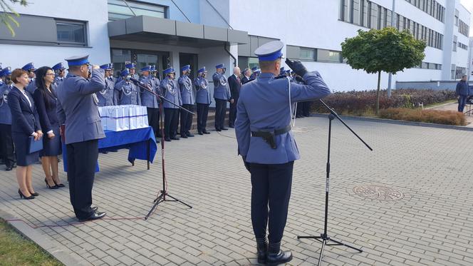 Ślubowanie policjantów w Bydgoszczy. Nasz region zasili 55 nowych funkcjonariusz!