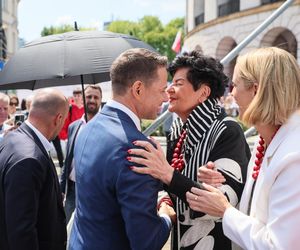 Senyszyn przekazała korale Trzaskowskiej