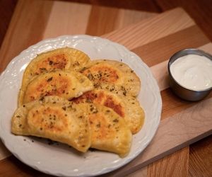 Poznaj nowy wymiar pierogów. Pikantne warzywa w roli głównej robią robotę