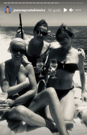 Joanna Przetakiewicz dała sobie zrobić zdjęcie topless w towarzystwie przyjaciółek! Cały Internet zobaczył jej nagi biust