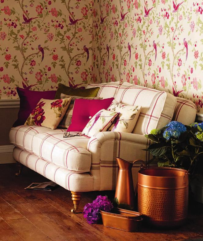 Sofa w obiciu w stylu rustykalnym