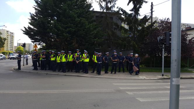 Funkcjonariusze rywalizujący w konkursie "Policjant Ruchu Drogowego 2017"