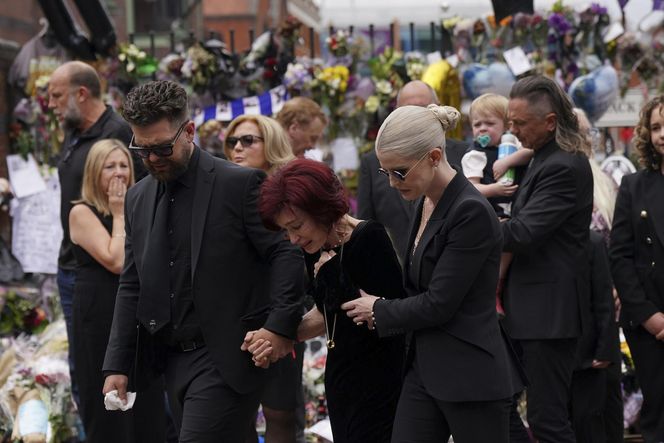  Ozzy Osbourne pogrzeb