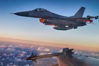 Ukraińscy piloci F-16 rozpoczeli szkolenie w Danii