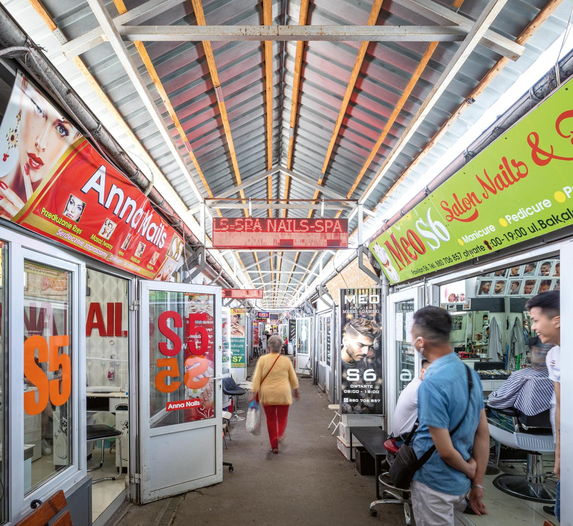 Targowiska Bakalarska w Warszawie, proj. Pracownia Architektoniczna Aleksandra Wasilkowska