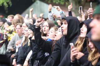 Juwenalia Śląskie 2025. Raperzy na scenie, tłumy szaleją! 