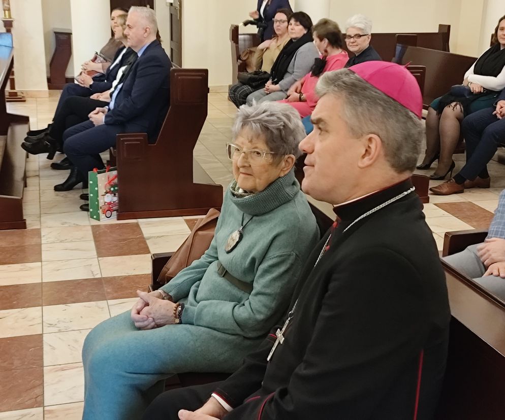 Spotkanie opłatkowe biskupa koszalińsko-kołobrzeskiego ze środowiskiem medycznym