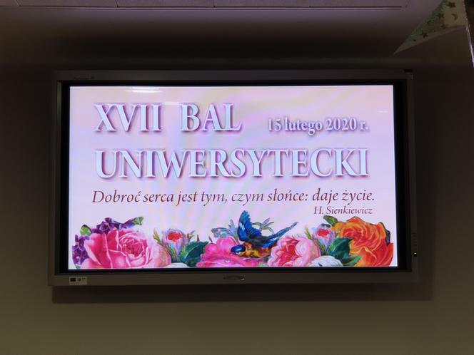 XVII Uniwersytecki Bal Charytatywny w Olsztynie. Sala była wypełniona po brzegi 