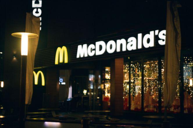 Czy McDonald’s w Olsztynie jest otwarty w Wigilię i Boże Narodzenie? 
