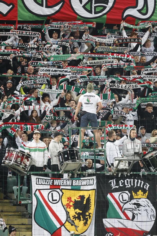Legia Warszawa - Lech Poznań: Zdjęcia kibiców z klasyku i 13. kolejki PKO BP Ekstraklasy