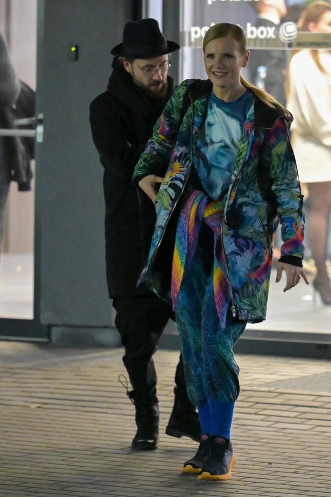 Kulisy "Tańca z Gwiazdami". Zmęczona Bursztynowicz, zakochani Kaczorowska i Rogacewicz. Szok, co zrobił Sikora