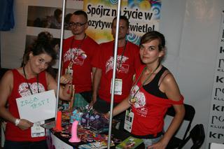 HIV zagraża młodym – profilatyka na Open'erze!