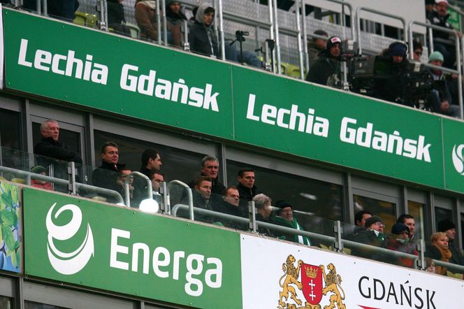 Politycy fani Lechii Gdańsk: Tusk, Wałęsa, Nawrocki, Kurski