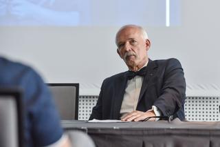 Gmaszysko wariatów - Janusz Korwin-Mikke dla czytelników Super Expressu