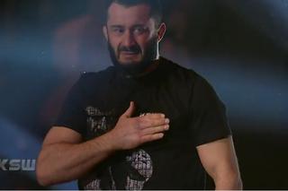 Mamed Khalidov zalał się łzami przed walką z Pudzianowskim! Emocjonalna reakcja na prezentacji, niecodzienne obrazki