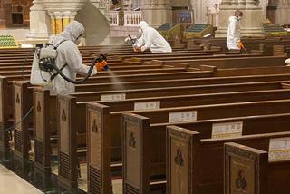 Nowojorskie świątynie gotowe na pierwsze msze z udziałem wiernych