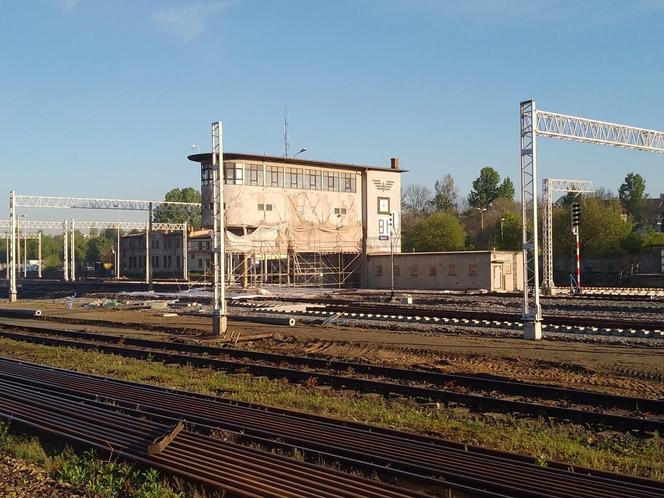 Bytom: Rozpoczął się remont historycznej nastawni kolejowej. Dostanie drugie życie