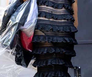 Monika Olejnik. W falbanach pogubiła pranie