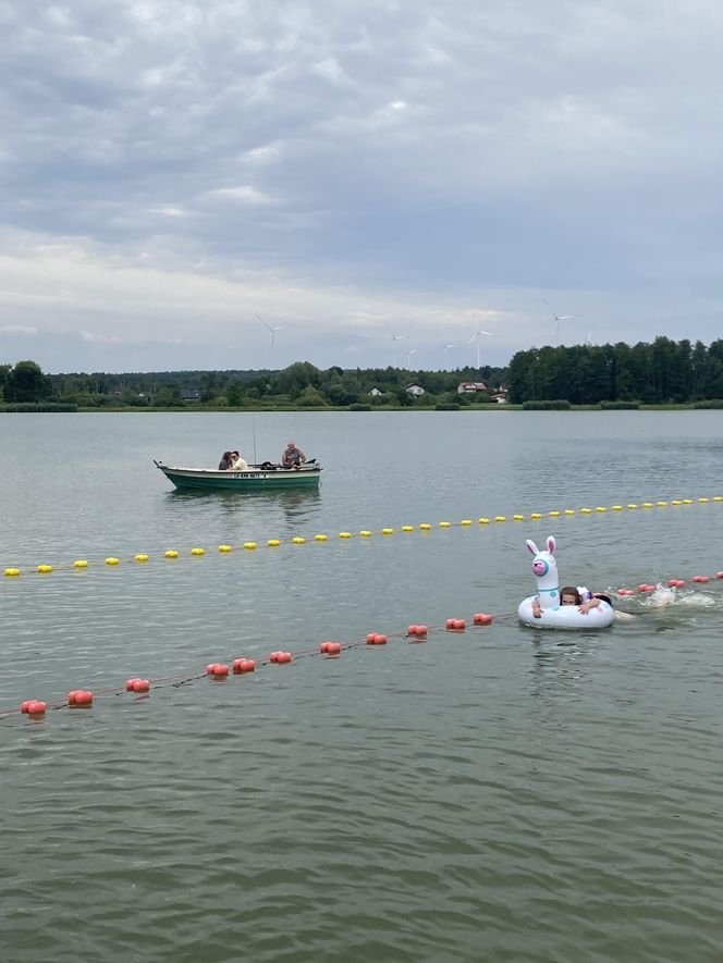Kraśnickie Mistrzostwa w Pływaniu na Byle Czym