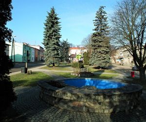 Ta wieś w kujawsko-pomorskim wygląda jak z obrazu. Wrzesień potrafi zaczarować kolorami [GALERIA]