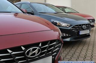 Kierowco! Sprawdź, jak wyglądają nowe nieoznakowane samochody policji we Wrocławiu [GALERIA]