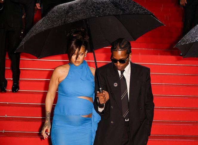 Rihanna z ukochanym pokazała się w Cannes. Niebieską kreacją podkreśliła ciążę