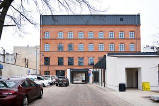 Życie w Architekturze 2025. Przebudowa i remont nieruchomości zlokalizowanej w Łodzi przy ul. Tuwima 10. Mgr inż. arch. Kamilla Galicka-Zys, mgr inż. arch. Tomasz Nowacki