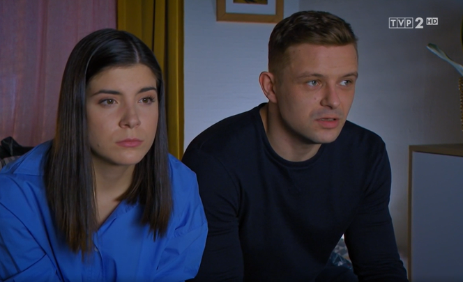 Barwy szczęścia, odcinek 2613: Agata (Natalia Zambrzycka), Hubert (Marek Molak)