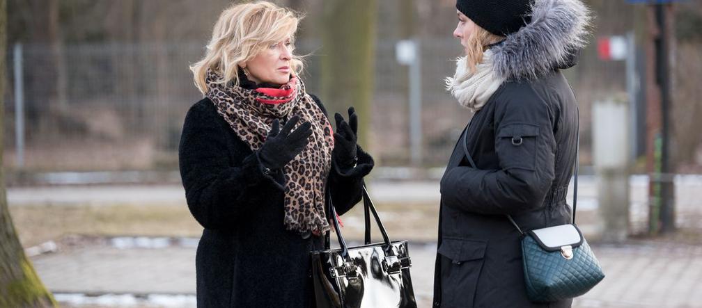 M jak miłość odc. 1376. Ula (Iga Krefft), Weronika Sobańska (Ewa Kasprzyk)