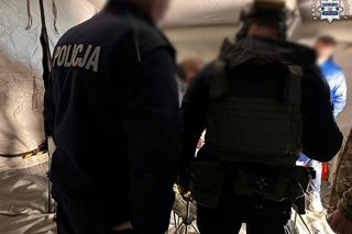 Namysłów. 32-latek zabił trzy osoby w czasie rodzinnego spotkania. Później uwięził kobietę z dziećmi [ZDJĘCIA].