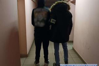 To grupa nastolatków zdewastowała chanukowy świecznik w centrum miasta! Wszystko nagrali telefonem