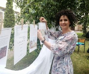 Czytanie na trawie w siedleckim Ekonomiku