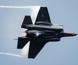 Polskie 32 myśliwce F-35A w pełnej gotowości dopiero w 2030 r. 