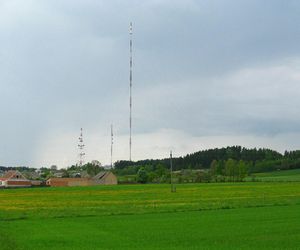 To najwyższy obiekt w Podlaskiem. Jest jedną z najwyższych budowli w Polsce