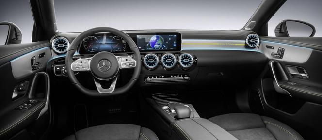 Mercedes Klasy A - wnętrze