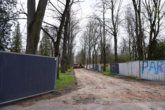 Remont parku Planty. Nie było dostępu do słynnej białostockiej toalety