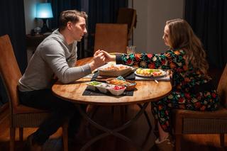 Barwy szczęścia, odcinek 2827: Oliwka (Wiktoria Gąsiewska), Tomasz Kępski (Jakub Sokołowski) 