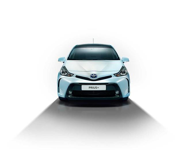 Toyota Prius Plus 2015